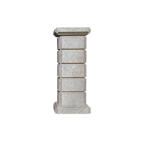 DC-033, Grey granite entrance pillar