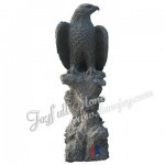 KE-163, Granite Eagle Statues