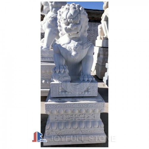 White marble foo dogs lions statues Fu dogs Chinese lion sculpture