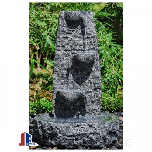 GFO-133, Black granite or dark grey granite stone features