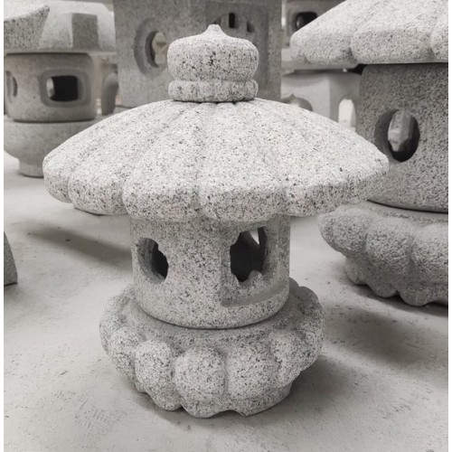 Zen garden stone lantern Kiku Tamate