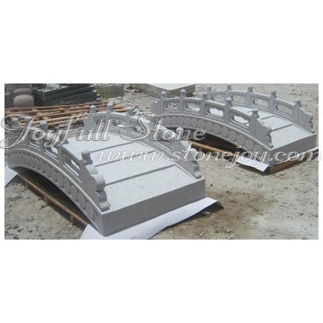 GB-008, Carved stone bridge