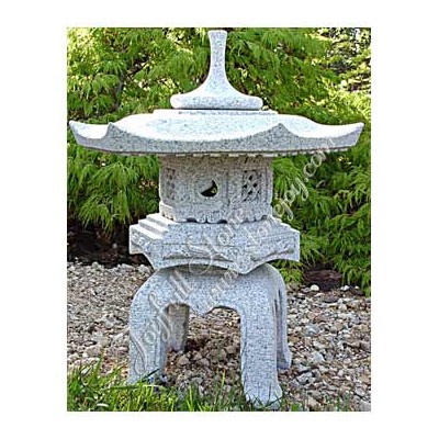 GL-043, Japanese stone lantern